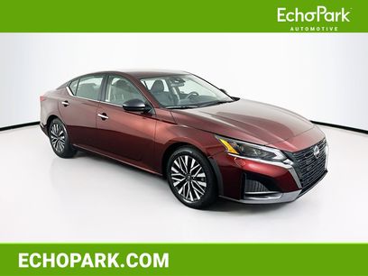 Used 2024 Nissan Altima 2.5 SV