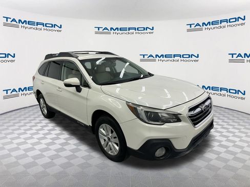 Used 2019 Subaru Outback 2.5i Premium AWD/4WD image 7