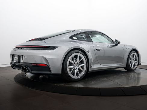 Certified 2025 Porsche 911 Carrera RWD image 7