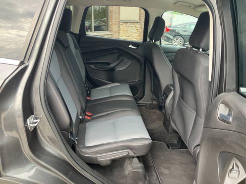 Used 2018 Ford Escape SE AWD/4WD image 16