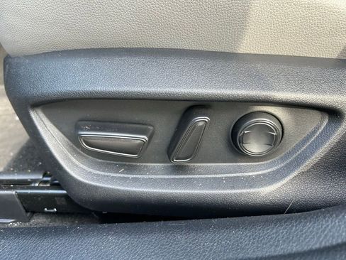 Used 2025 Toyota Camry SE w/ Multimedia Upgrade Package FWD image 17