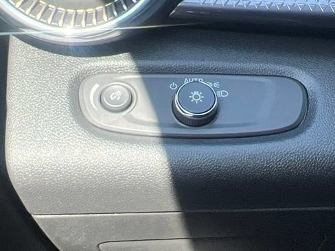 New 2026 Chevrolet Trax ACTIV w/ Driver Confidence Package FWD image 3