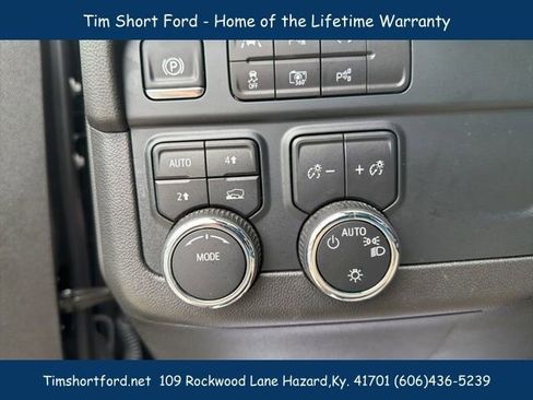 Used 2025 Chevrolet Tahoe LT AWD/4WD image 15