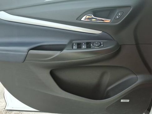 Used 2022 Chevrolet Bolt EUV Premier w/ Launch Edition FWD image 13
