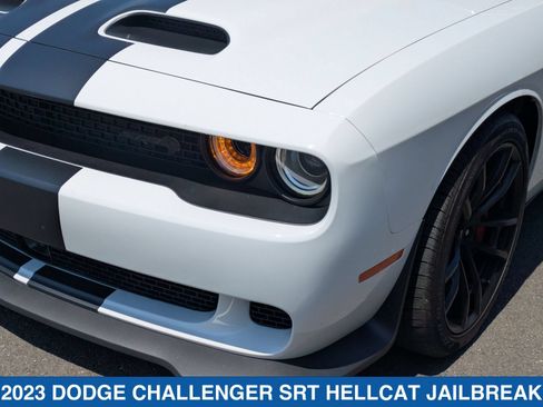 Used 2023 Dodge Challenger SRT Hellcat w/ Driver Convenience Group RWD image 10