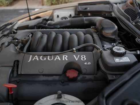 Used 2000 Jaguar XK8 Convertible RWD image 24