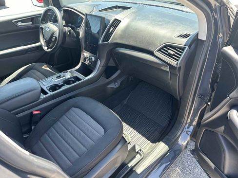 Used 2021 Ford Edge SE FWD image 27