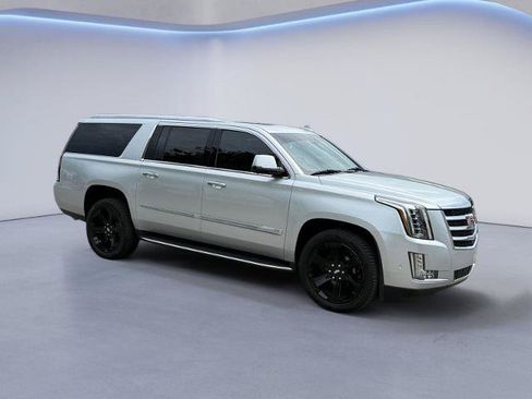 Used 2019 Cadillac Escalade ESV Premium Luxury w/ LPO, Radiant Package AWD/4WD image 1