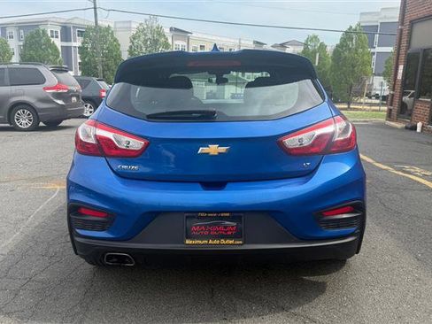 Used 2017 Chevrolet Cruze LT w/ Convenience Package image 16