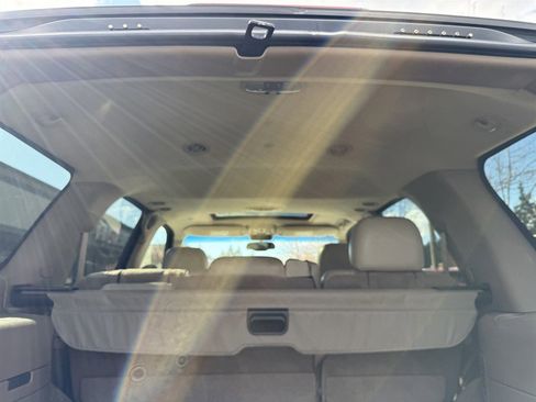 Used 2003 GMC Yukon SLT w/ 1SD Preferred Equipment Group image 8