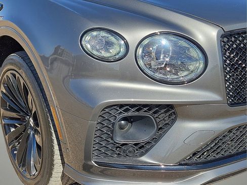 Used 2021 Bentley Bentayga Speed image 10