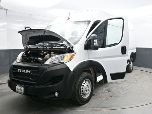 Used 2025 RAM ProMaster 2500 w/ Convenience Group FWD image 41