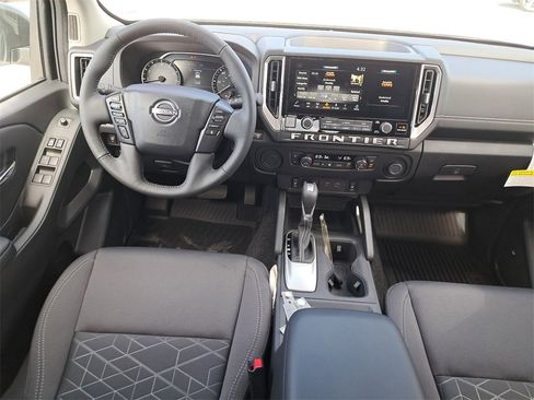 New 2025 Nissan Frontier SV w/ SV Convenience Package image 21