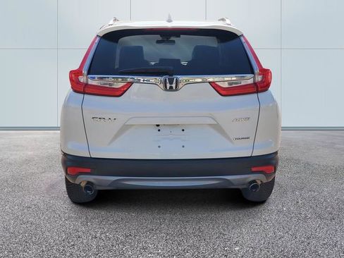 Used 2018 Honda CR-V Touring image 5