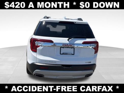 Used 2023 GMC Acadia SLE w/ Driver Convenience Package FWD image 4