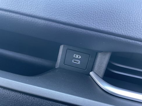 Used 2024 Toyota Grand Highlander XLE image 24