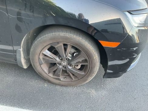 Used 2023 Honda Odyssey Sport image 3