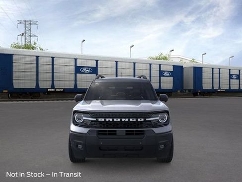Used 2025 Ford Bronco Sport Outer Banks w/ Outer Banks Tech Package+ AWD/4WD image 8