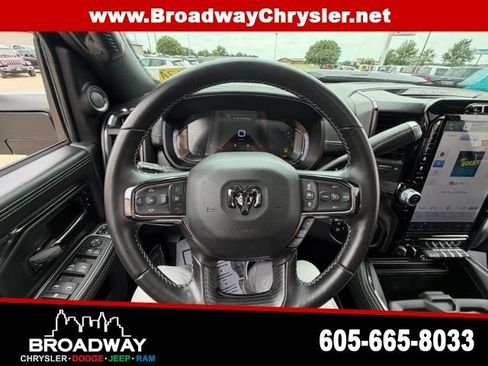 Used 2024 RAM 3500 Limited AWD/4WD image 15