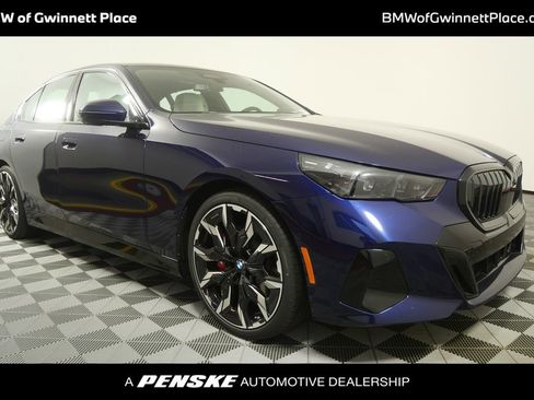 Used 2026 BMW 530i w/ Executive Package RWD image 1