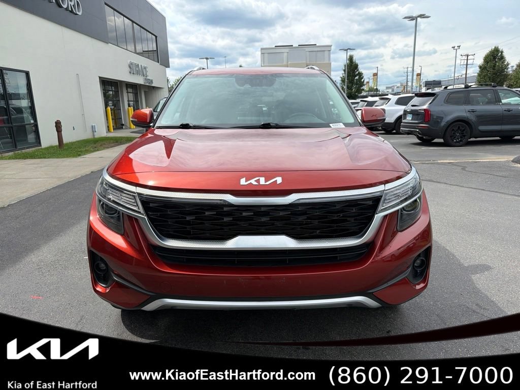 Certified 2023 Kia Seltos S w/ Navigation Package AWD/4WD image 4