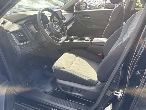 Used 2023 Nissan Rogue SV image 20
