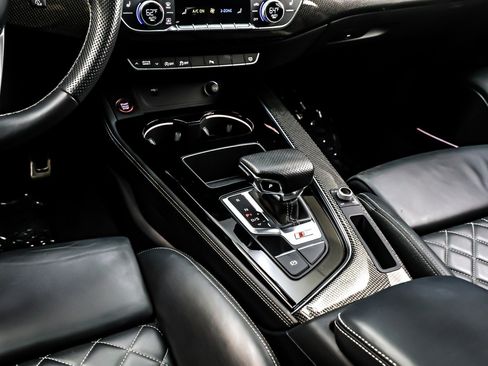 Used 2023 Audi S4 Premium Plus w/ Premium Plus Package image 7