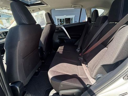 Used 2013 Toyota RAV4 XLE AWD/4WD image 22