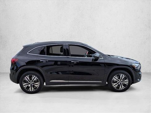 Certified 2026 Mercedes-Benz GLA 250 image 4