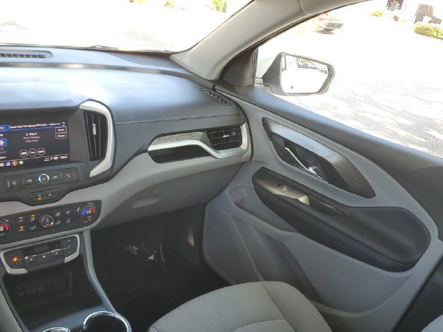 Used 2023 GMC Terrain SLE w/ Driver Convenience Package FWD image 19