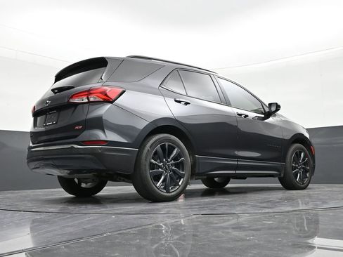 Used 2022 Chevrolet Equinox RS FWD image 24