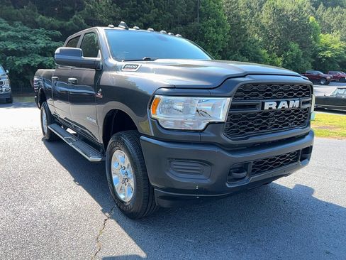 Used 2022 RAM 2500 Tradesman AWD/4WD image 3