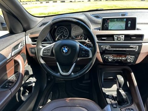 Used 2017 BMW X1 xDrive28i AWD/4WD image 28