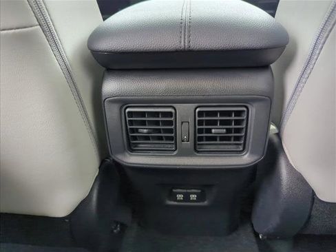 Used 2020 Toyota RAV4 Limited image 24