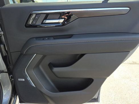 New 2026 Chevrolet Tahoe Premier AWD/4WD image 32