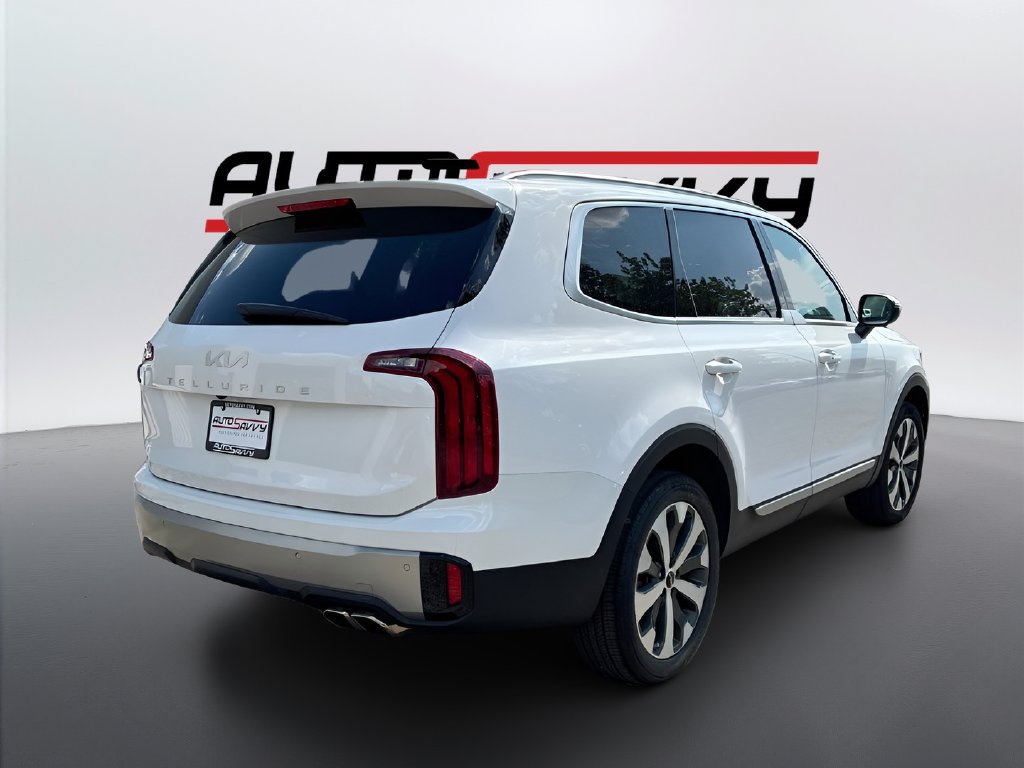 Used 2024 Kia Telluride S w/ S Sunroof Package FWD image 7