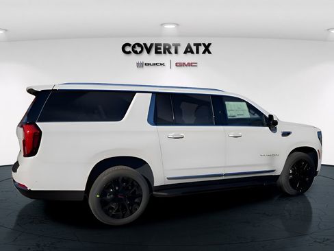 New 2026 GMC Yukon XL Elevation w/ LPO, Floor Liner Package image 10