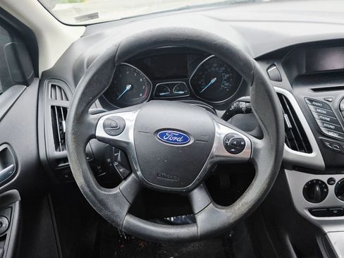Used 2014 Ford Focus SE image 20