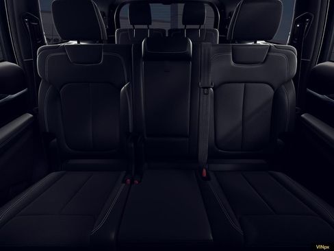 New 2026 Jeep Grand Cherokee L 4WD image 17