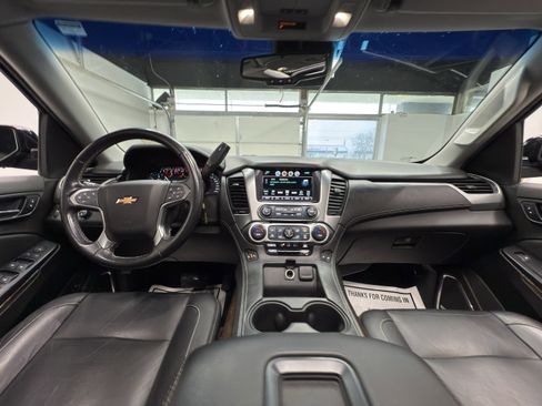 Used 2019 Chevrolet Suburban LT image 15