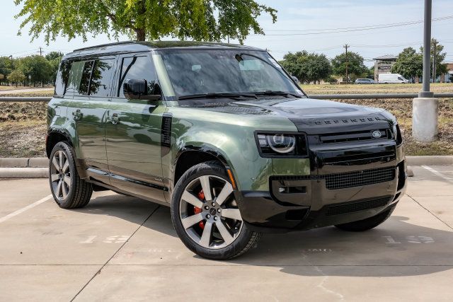 New 2026 Land Rover Defender 110 X AWD/4WD image 7