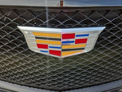 Certified 2023 Cadillac Escalade ESV Sport Platinum w/ LPO, Floor Liner Package AWD/4WD image 44