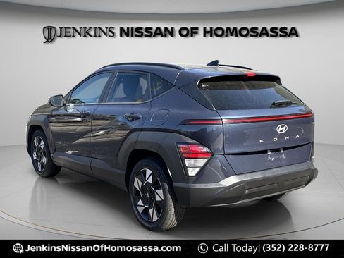 Used 2024 Hyundai Kona SEL image 7