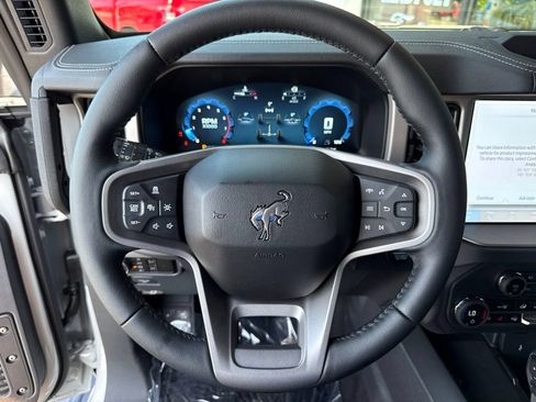 New 2026 Ford Bronco Outer Banks AWD/4WD image 11