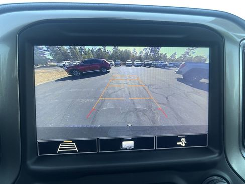 Used 2020 Chevrolet Silverado 1500 LT w/ All-Star Edition image 36