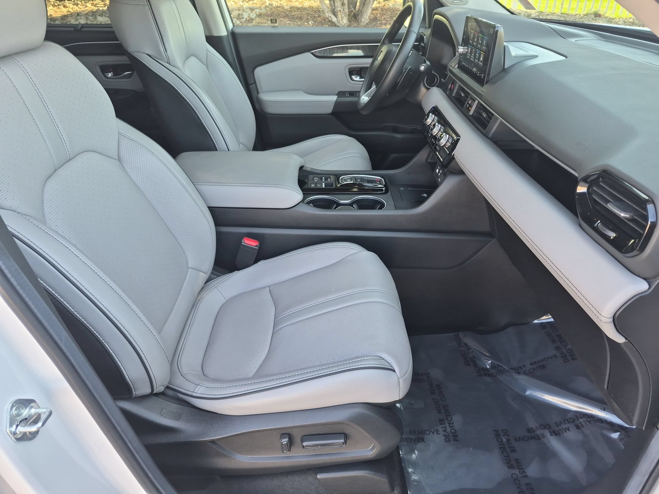 Certified 2025 Honda Pilot Elite image 33