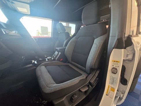 New 2025 Ford Bronco Big Bend image 9