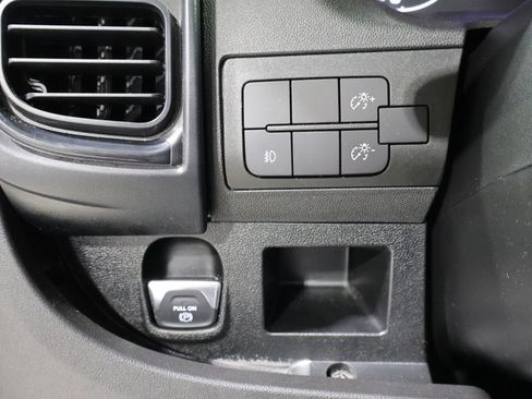 Used 2025 RAM ProMaster 2500 w/ U-Haul Equipment Group FWD image 23