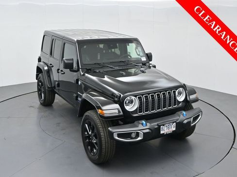 Used 2024 Jeep Wrangler Unlimited Sahara image 58