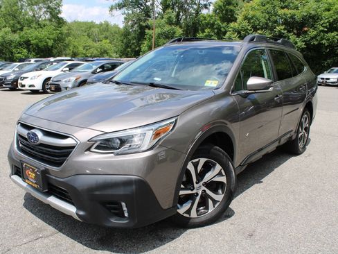 Used 2021 Subaru Outback Limited XT AWD/4WD image 1